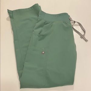 Figs Kade Cargo Pants